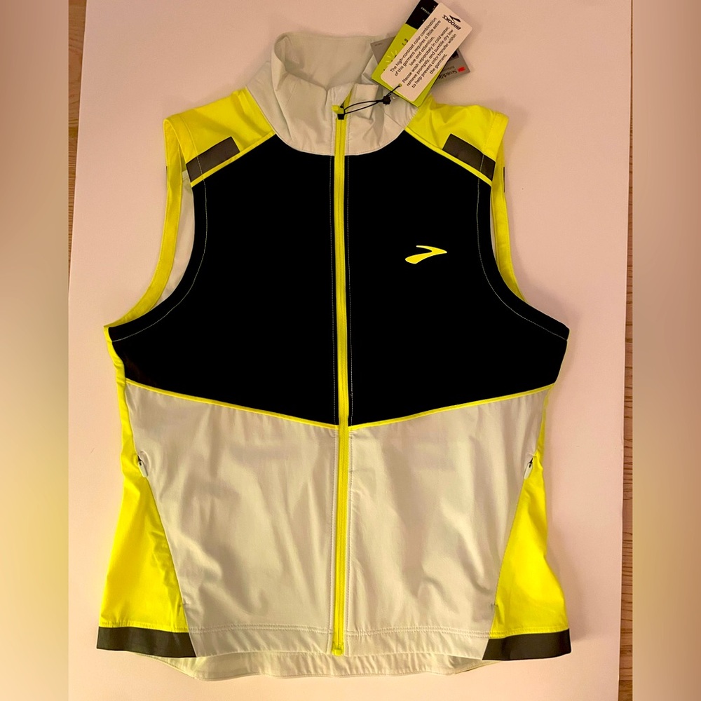 Brooks Black and Yellow Running Vest